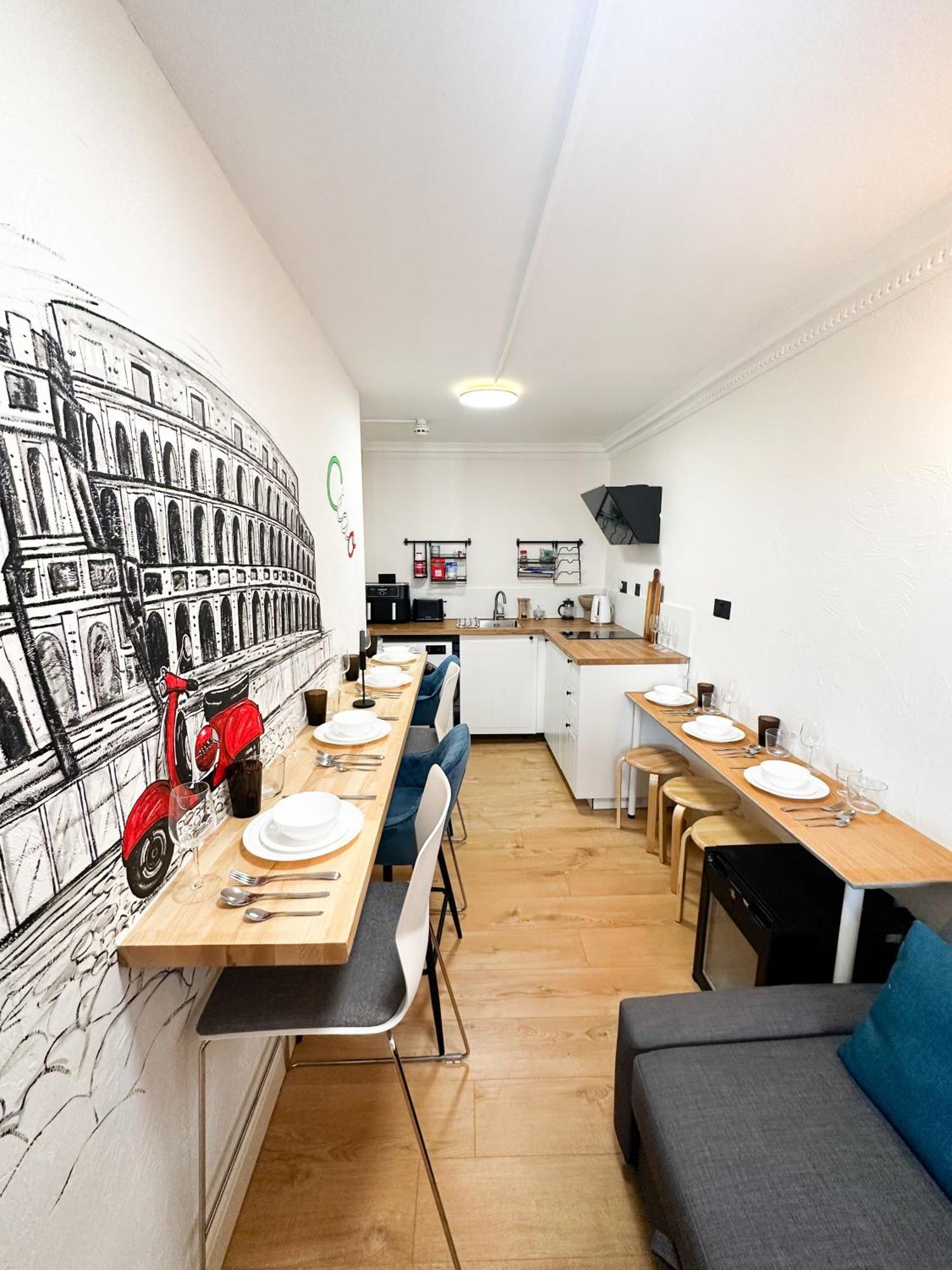 Flat 5 - In Aldgate Londra