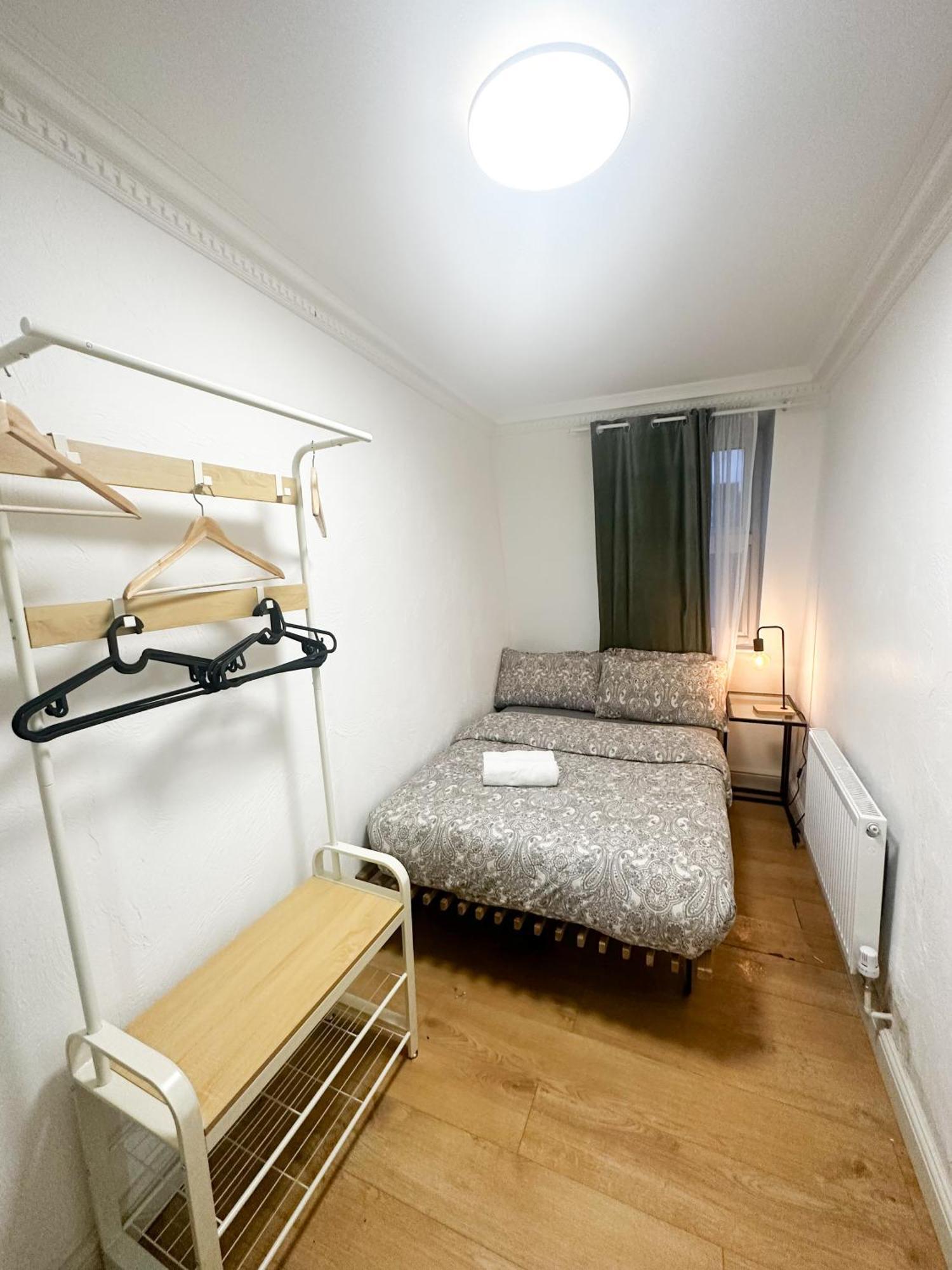 Flat 5 - In Aldgate Londra